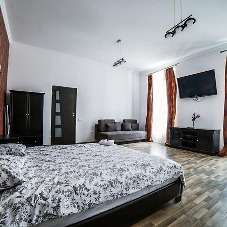 Central Studio Bnb Braşov Dış mekan fotoğraf